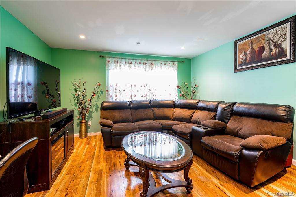 Single Family Springfield  Queens, NY 11411, MLS-963943-3