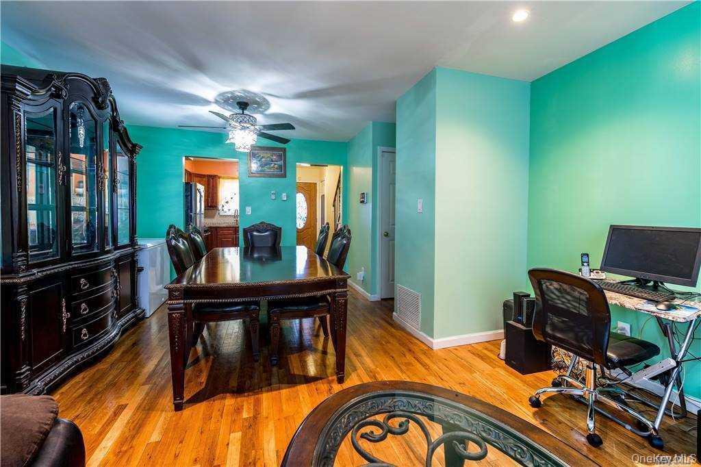 Single Family Springfield  Queens, NY 11411, MLS-963943-5