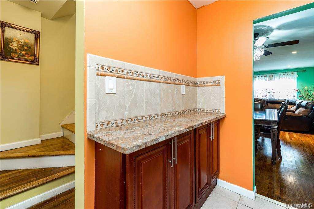 Single Family Springfield  Queens, NY 11411, MLS-963943-9