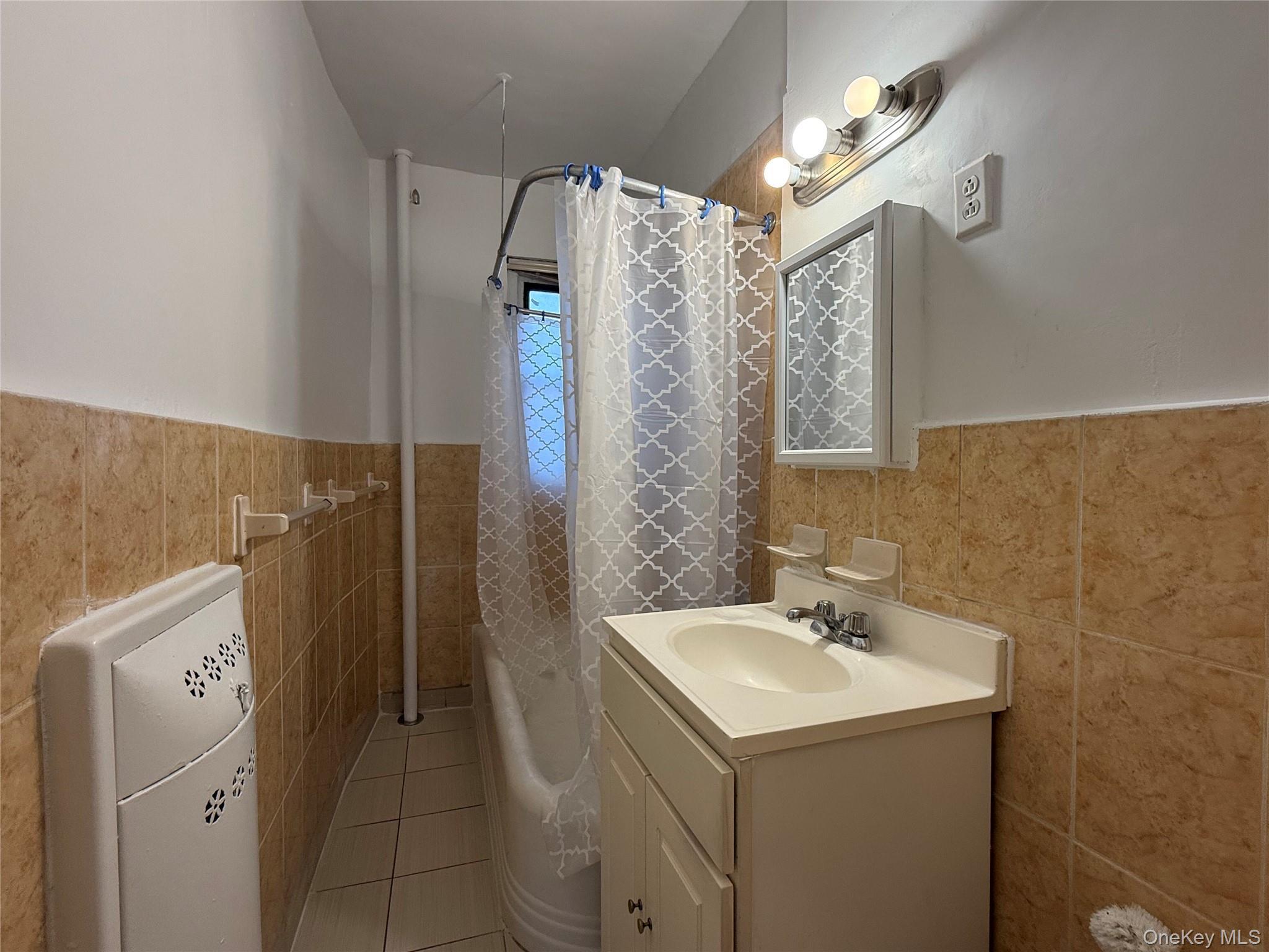 Coop 35th  Queens, NY 11354, MLS-963955-3