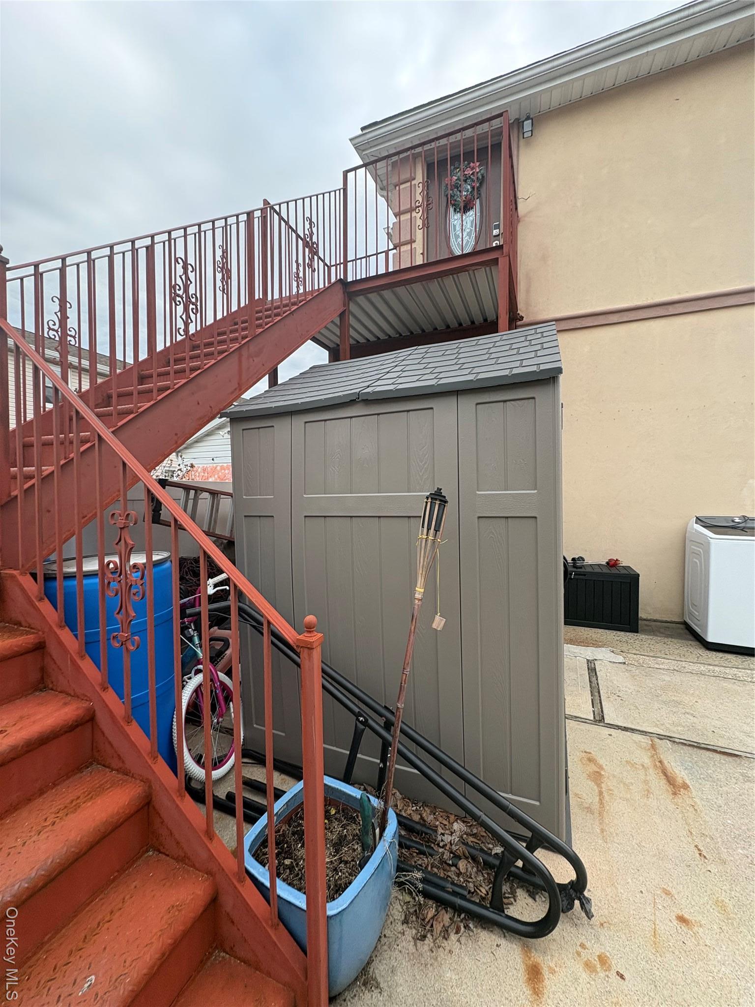 Single Family 110th  Queens, NY 11429, MLS-963956-25