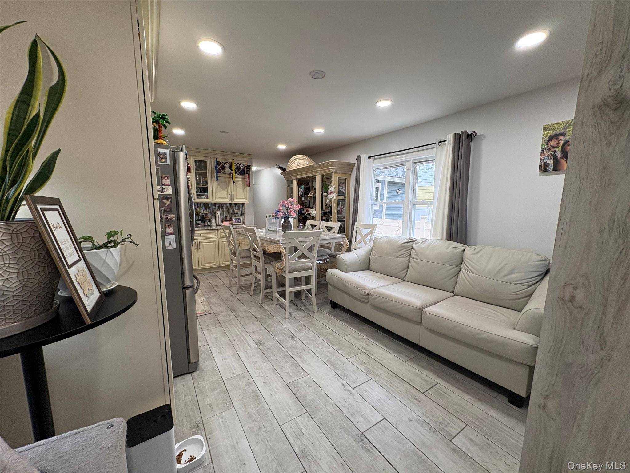 Single Family 110th  Queens, NY 11429, MLS-963956-5