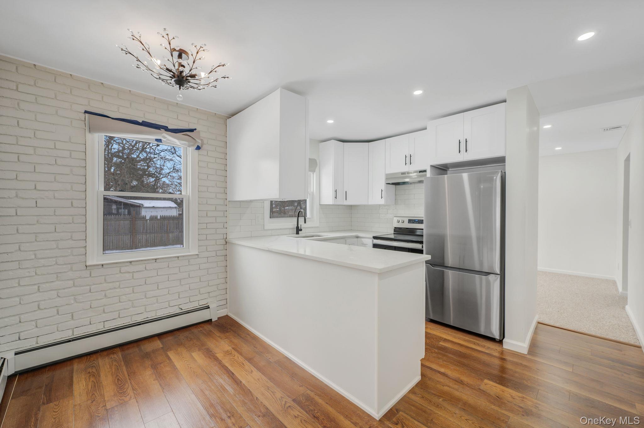 Single Family Westchester  Suffolk County, NY 11704, MLS-963964-10