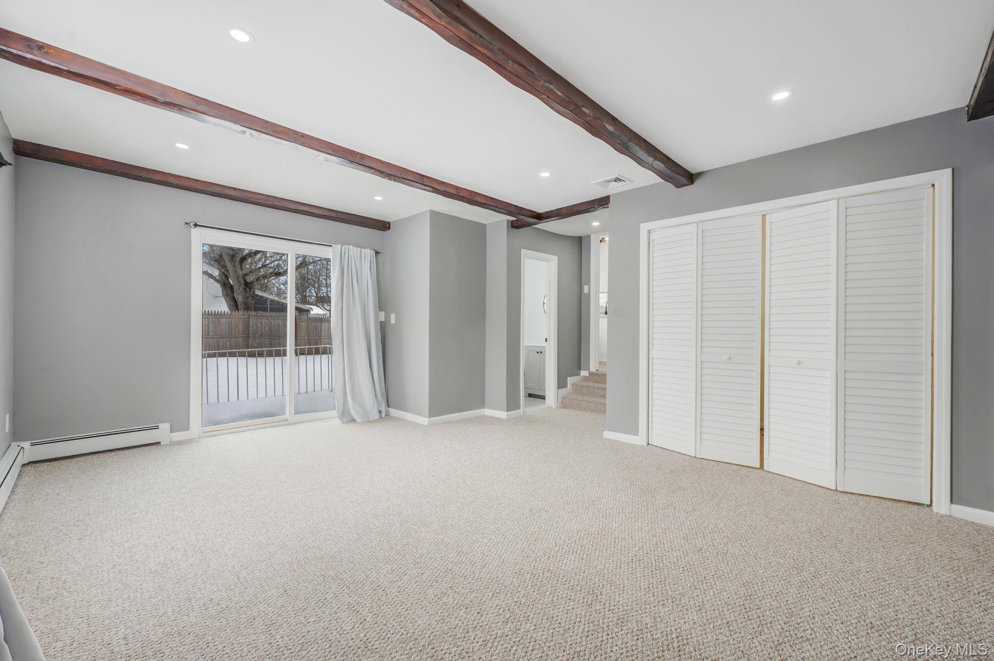 Single Family Westchester  Suffolk County, NY 11704, MLS-963964-18