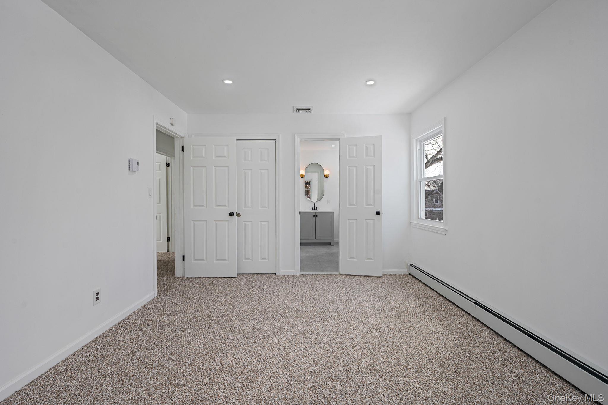 Single Family Westchester  Suffolk County, NY 11704, MLS-963964-29