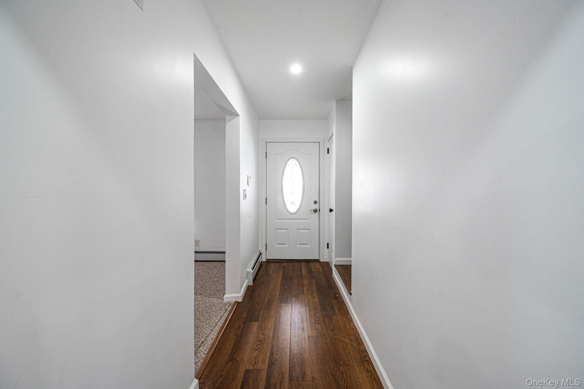 Single Family Westchester  Suffolk County, NY 11704, MLS-963964-4