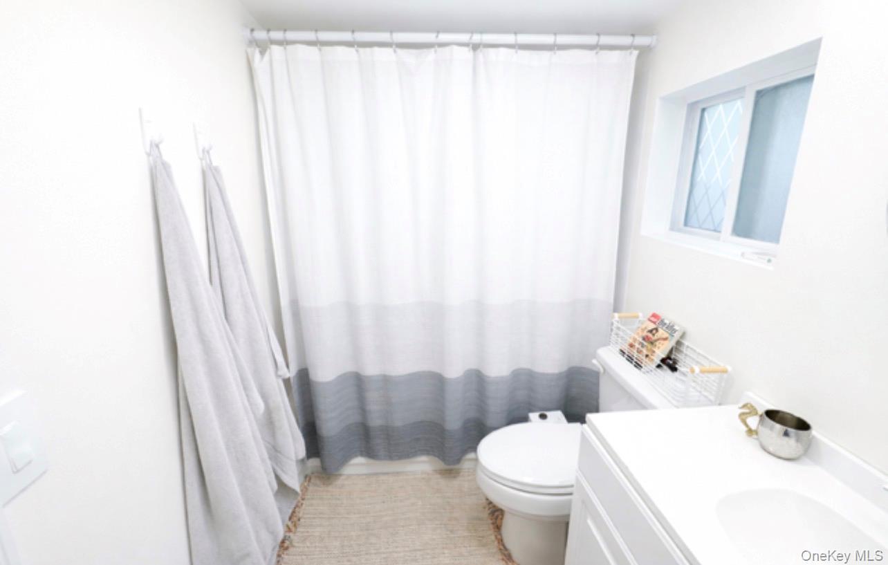 Single Family Anchor  Suffolk County, NY 11933, MLS-963965-11