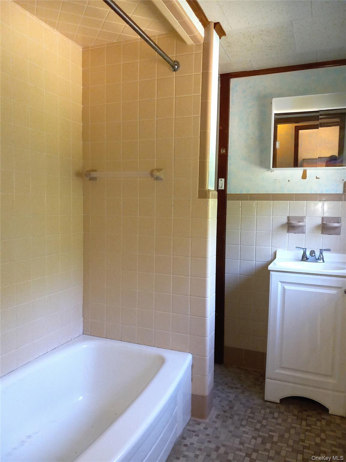 Single Family Hobbs Dutchess County, NY 12514, MLS-963966-13