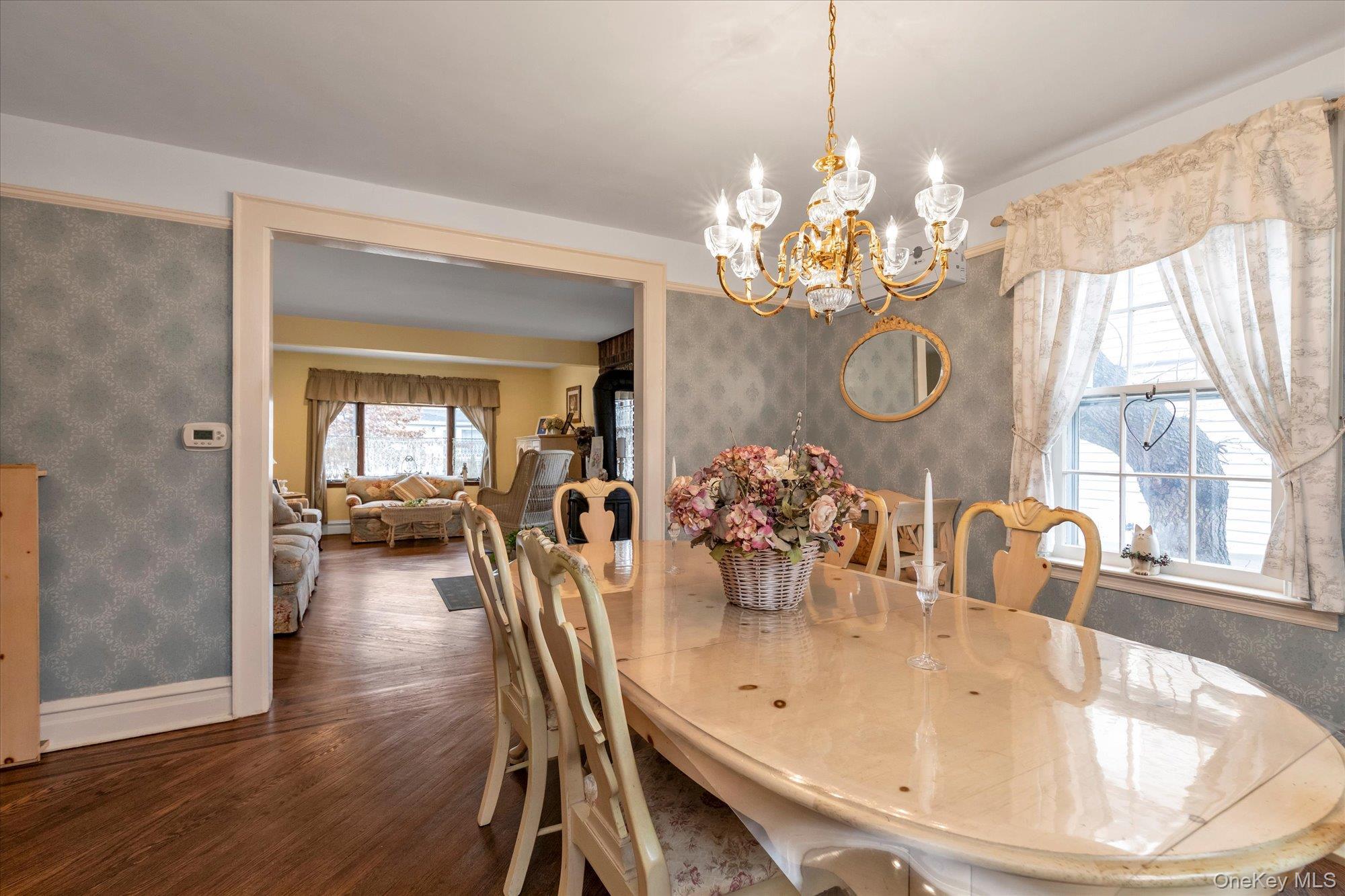 Single Family Everett  Nassau County, NY 11563, MLS-963977-7