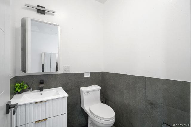 Single Family Clifton Brooklyn, NY 11238, MLS-964004-18