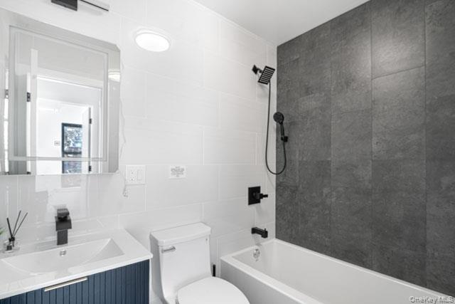 Single Family Clifton Brooklyn, NY 11238, MLS-964004-22