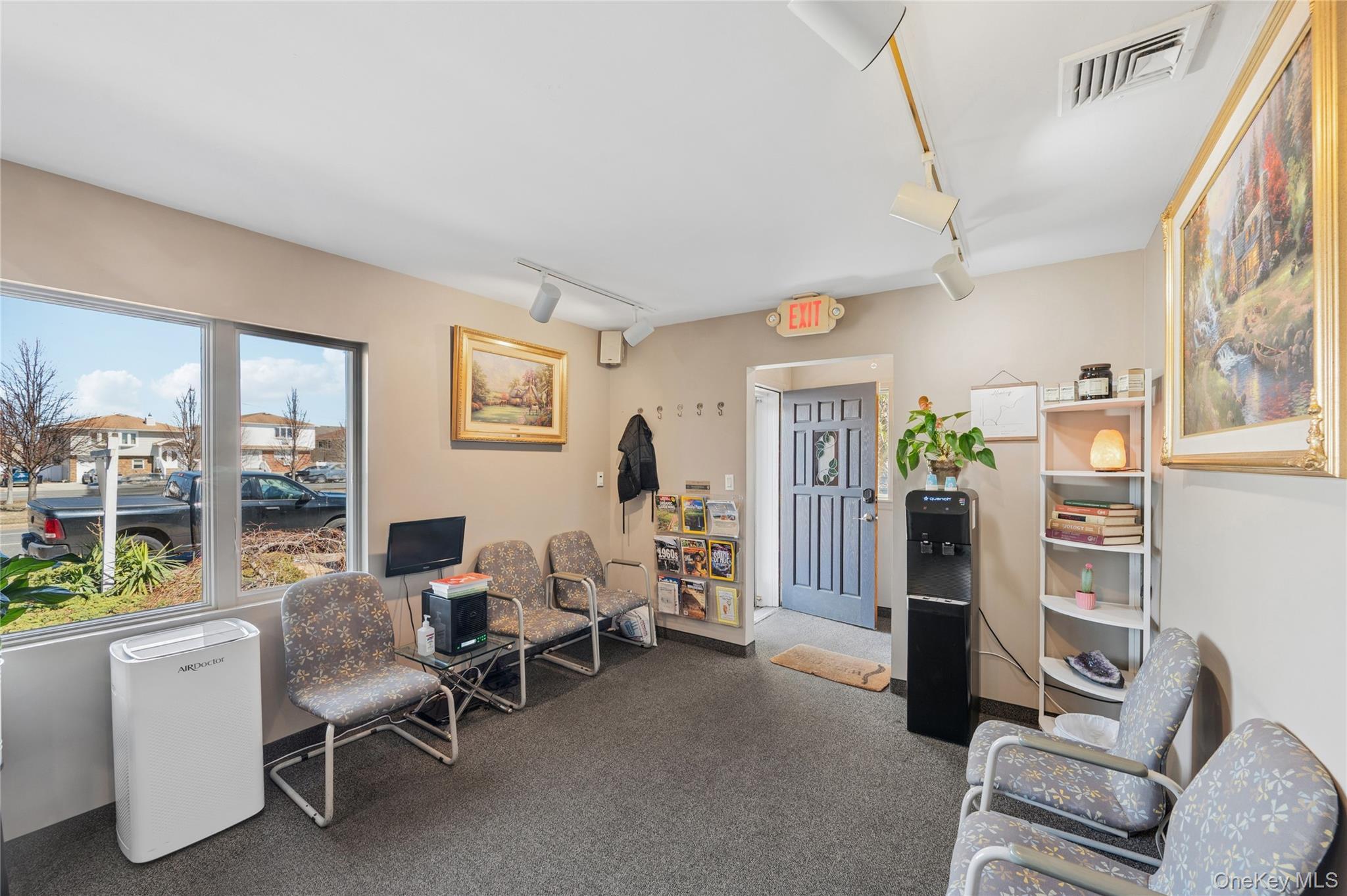 Single Family Park  Nassau County, NY 11561, MLS-964006-6