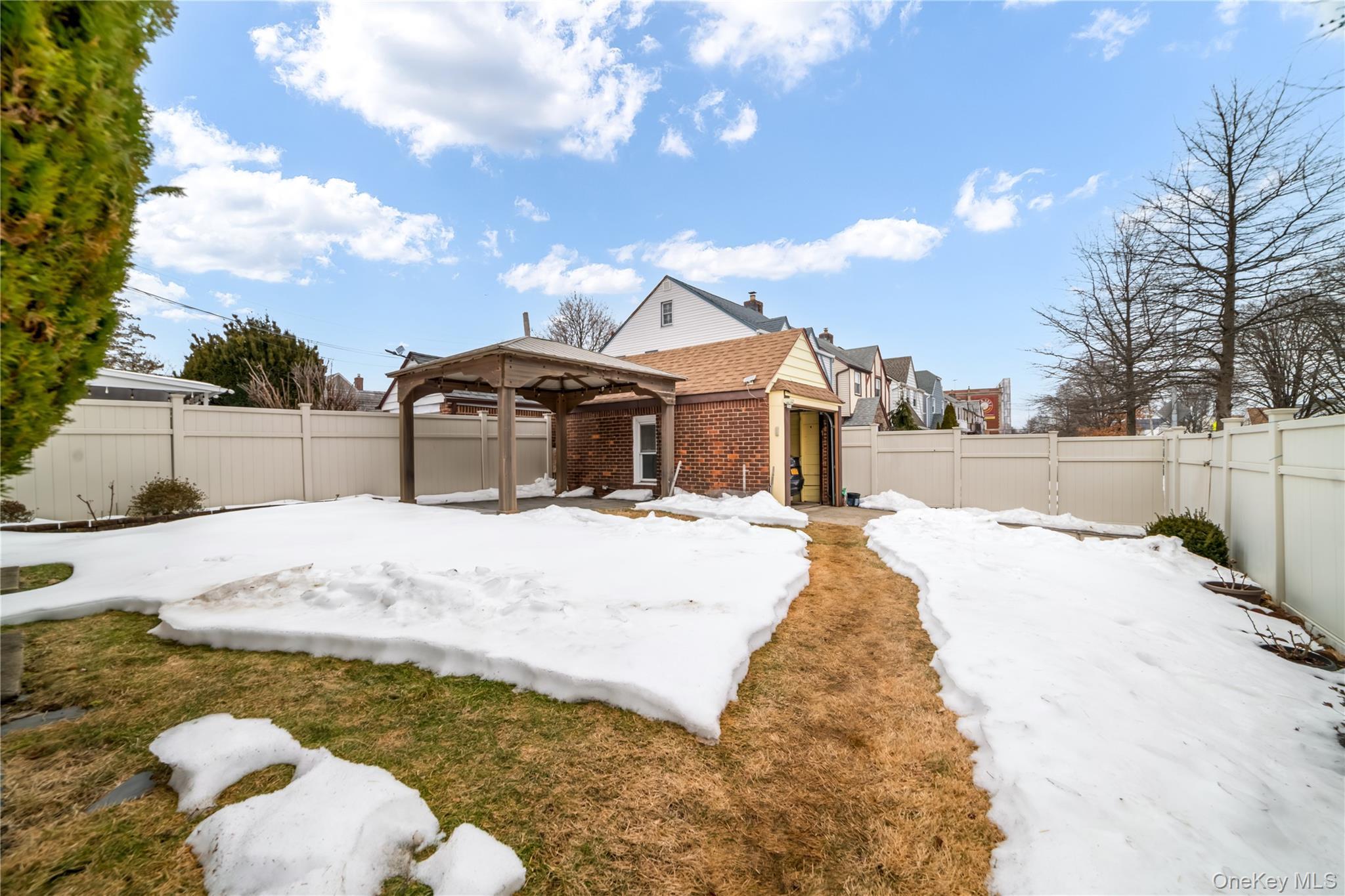 Single Family 87th  Queens, NY 11426, MLS-964011-23