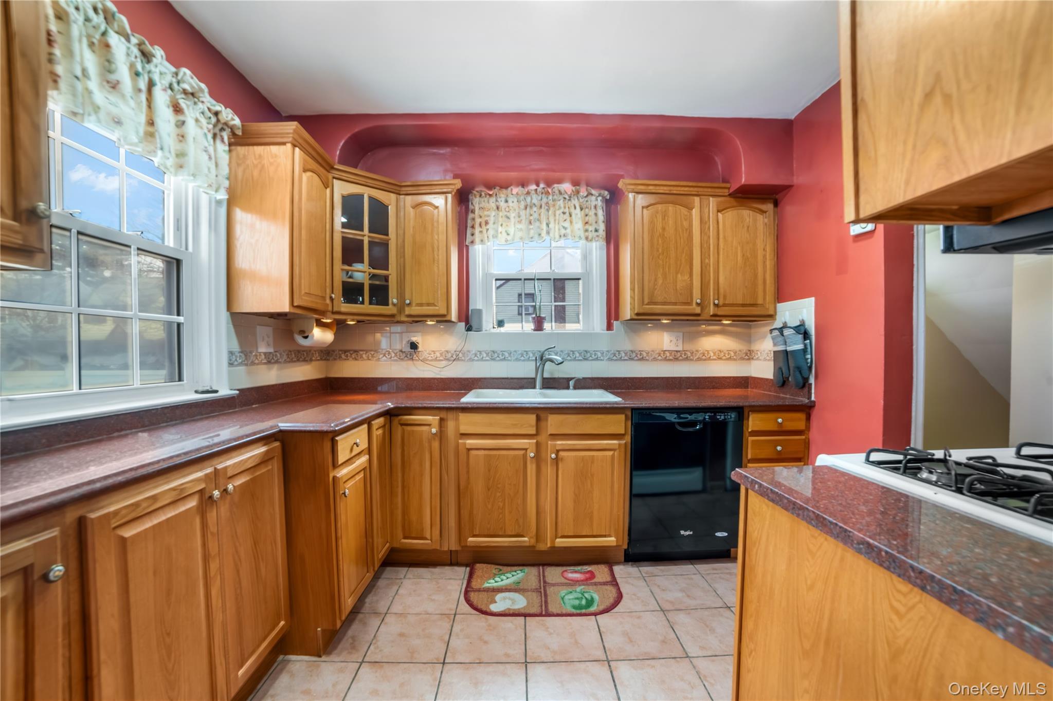 Single Family 87th  Queens, NY 11426, MLS-964011-9