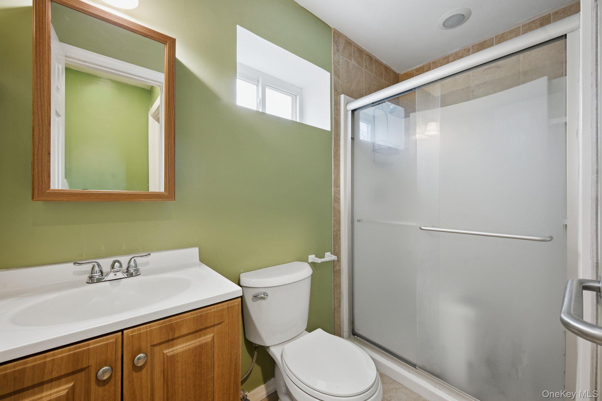 Single Family Edgewater  Suffolk County, NY 11951, MLS-964014-16