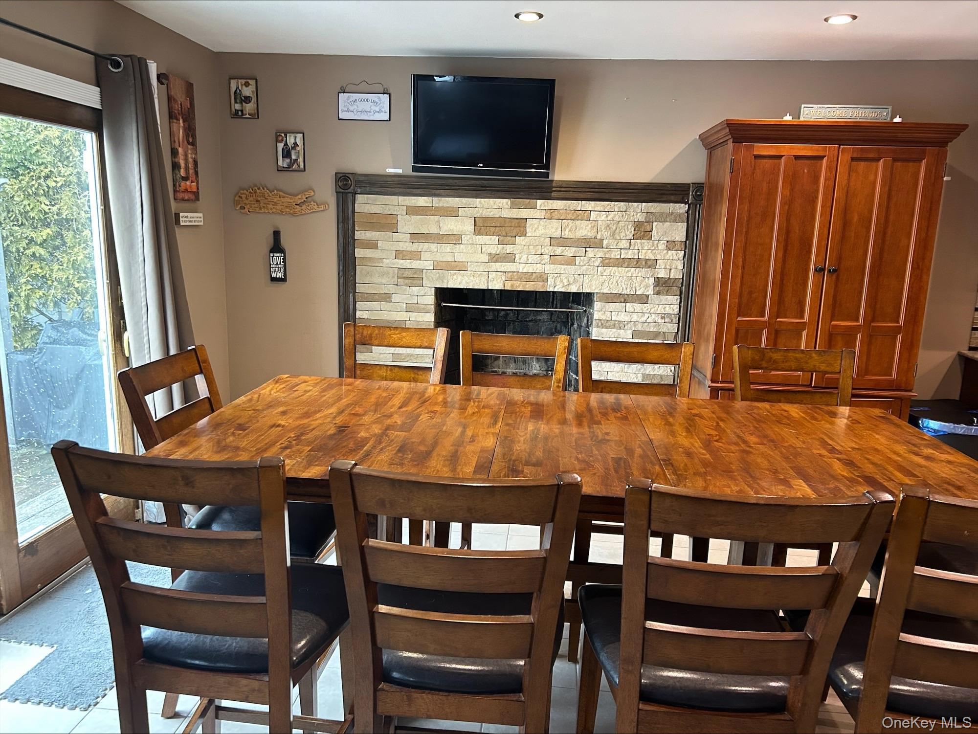 Single Family Hummel  Suffolk County, NY 11741, MLS-964031-4