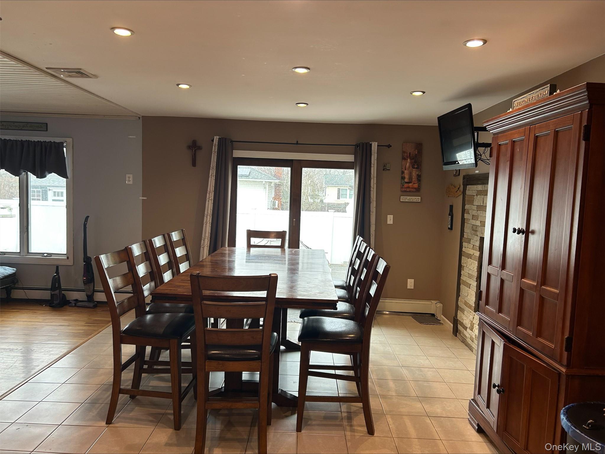 Single Family Hummel  Suffolk County, NY 11741, MLS-964031-7