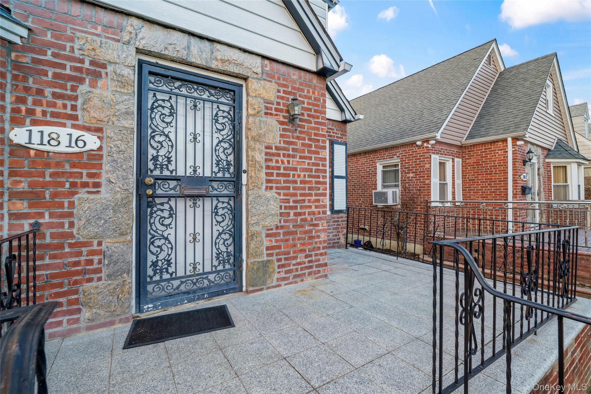 Single Family 231 Street  Queens, NY 11411, MLS-964051-32