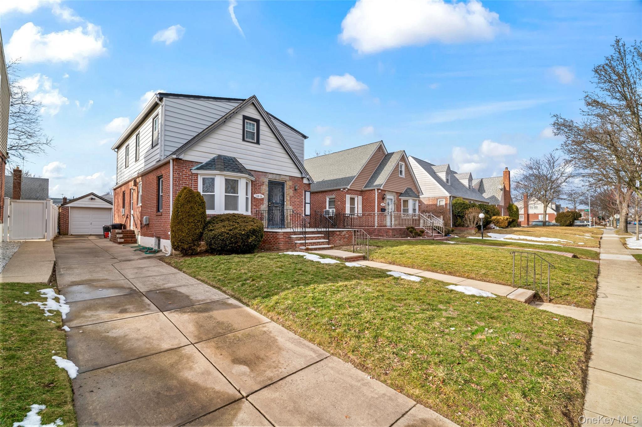 Single Family 231 Street  Queens, NY 11411, MLS-964051-4