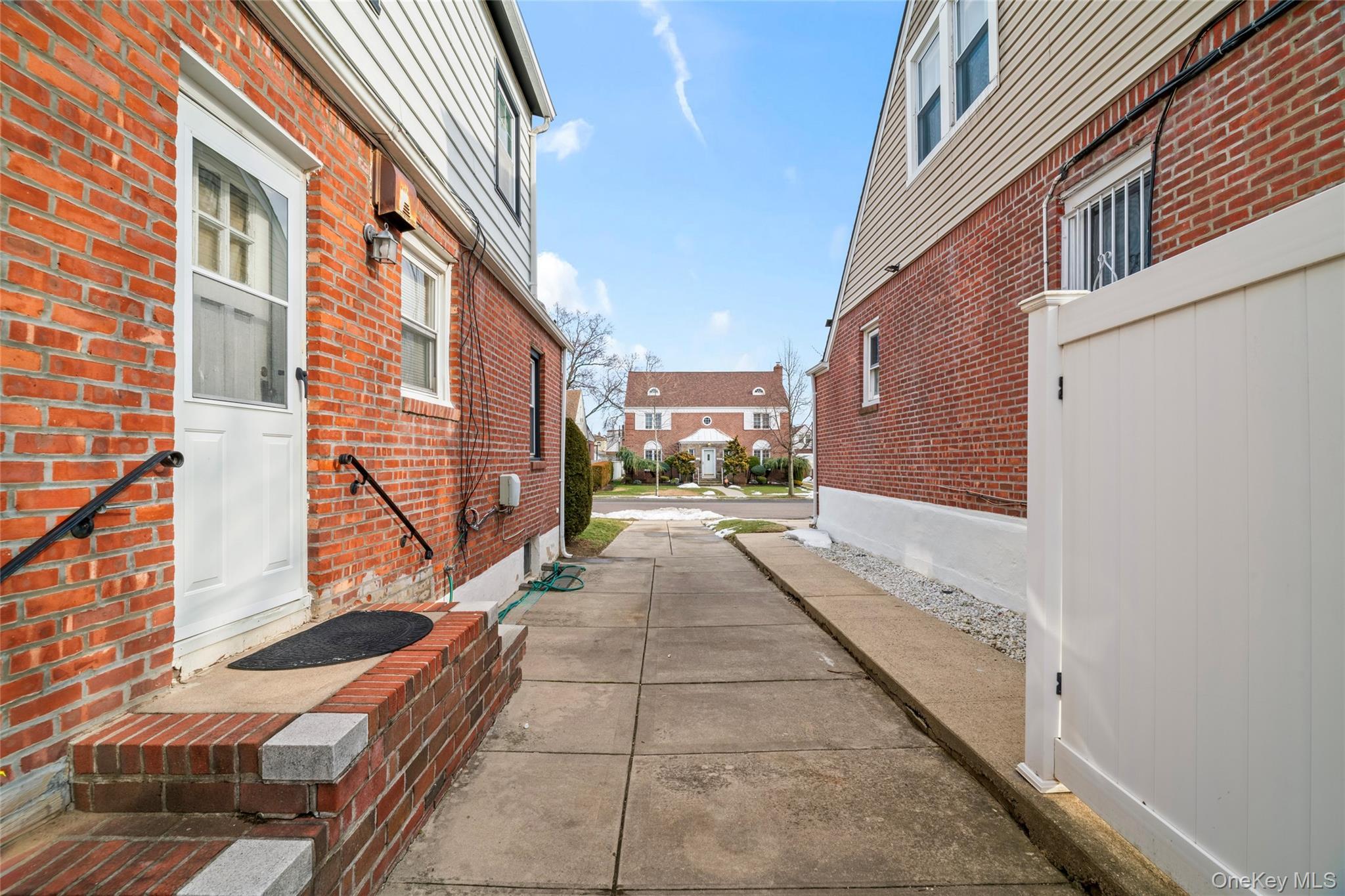 Single Family 231 Street  Queens, NY 11411, MLS-964051-41