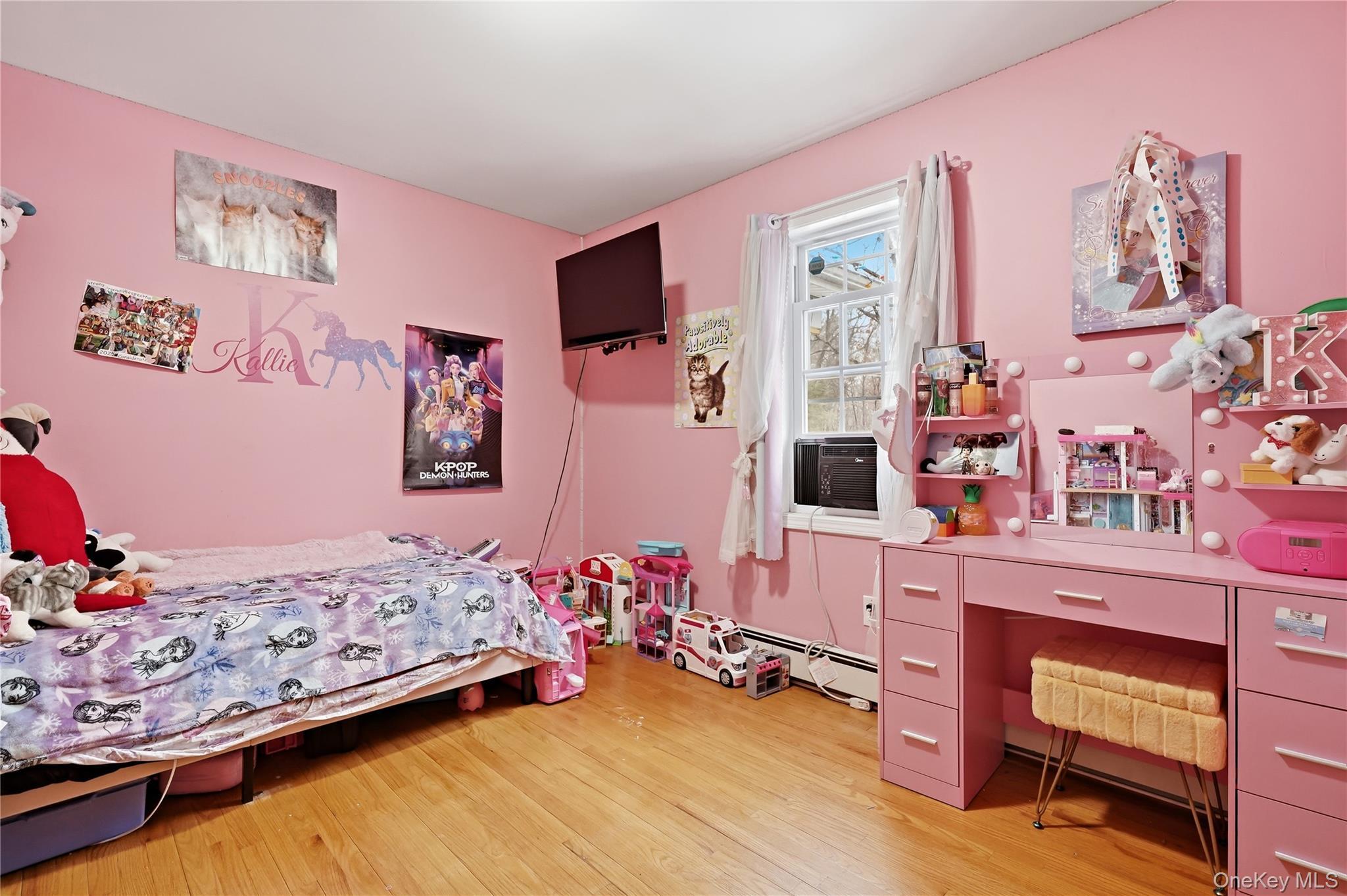 Single Family Hazelwood  Sullivan County, NY 12790, MLS-964064-11