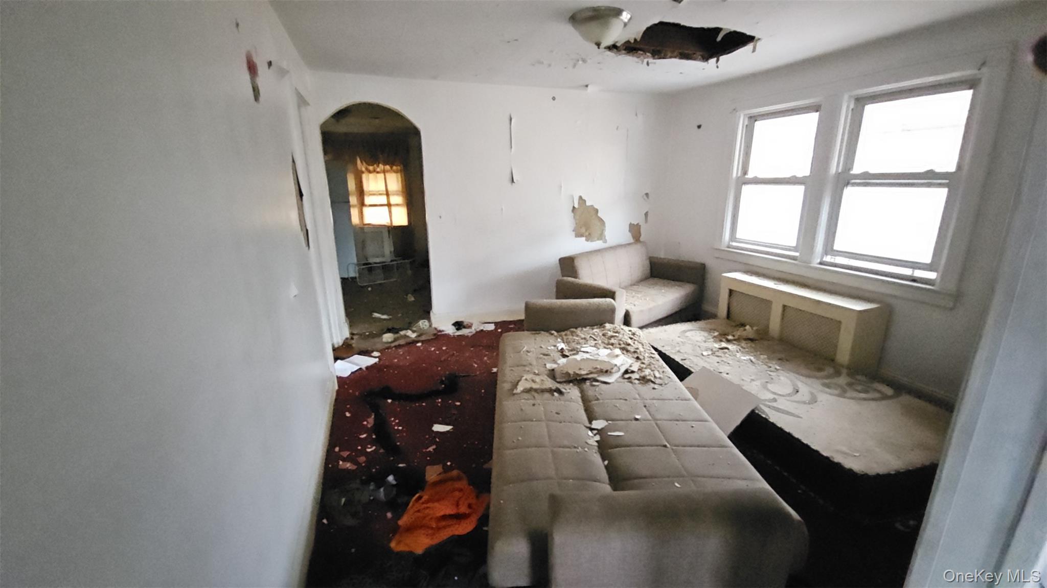 Single Family Gunther Bronx, NY 10469, MLS-964067-8