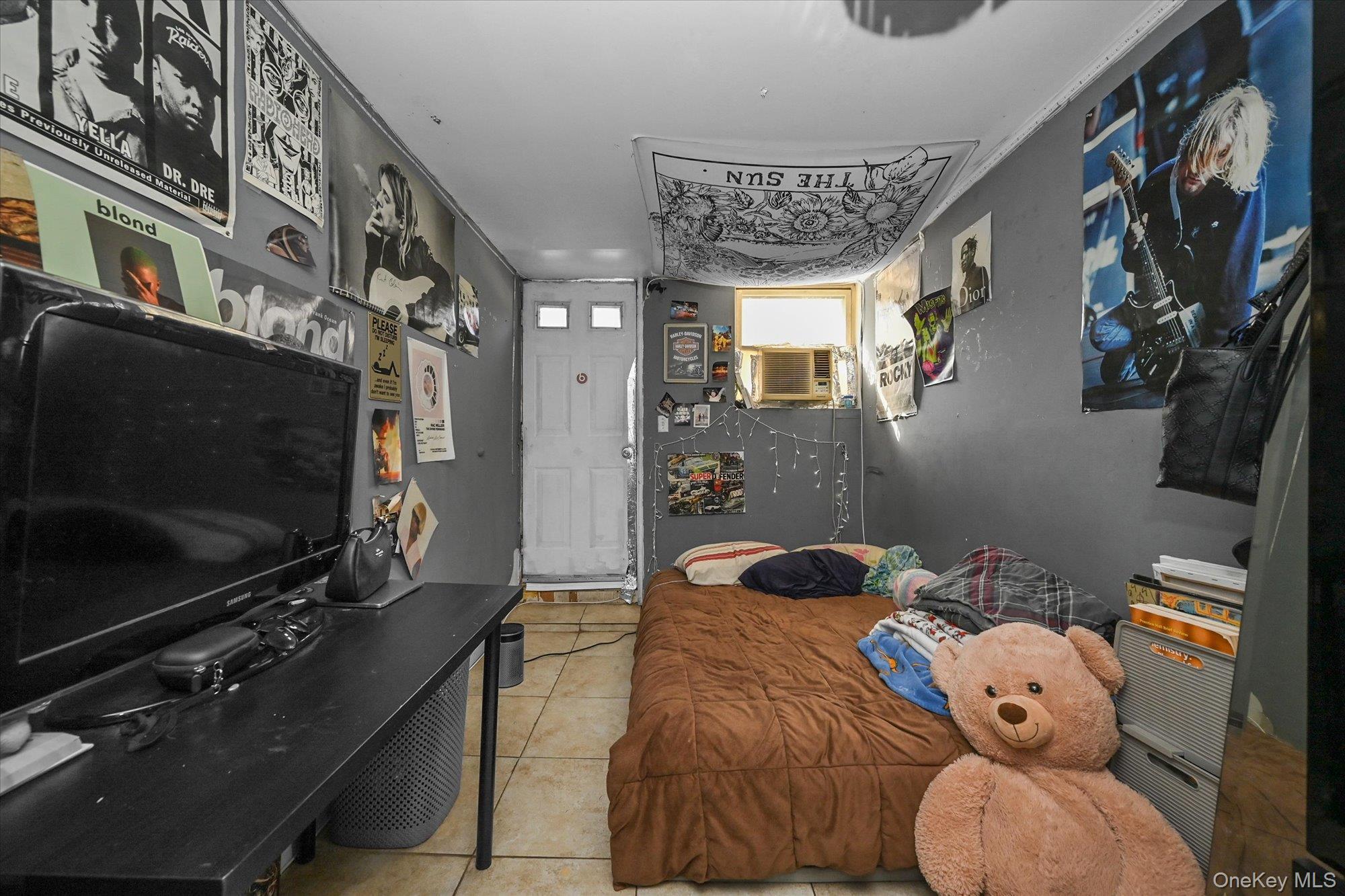 Single Family Kneeland  Queens, NY 11373, MLS-964068-14