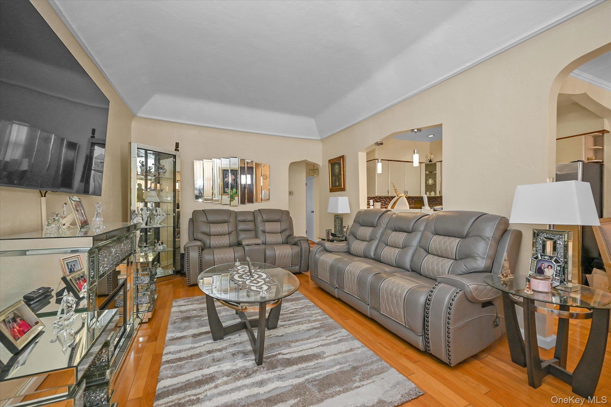 Single Family Kneeland  Queens, NY 11373, MLS-964068-3