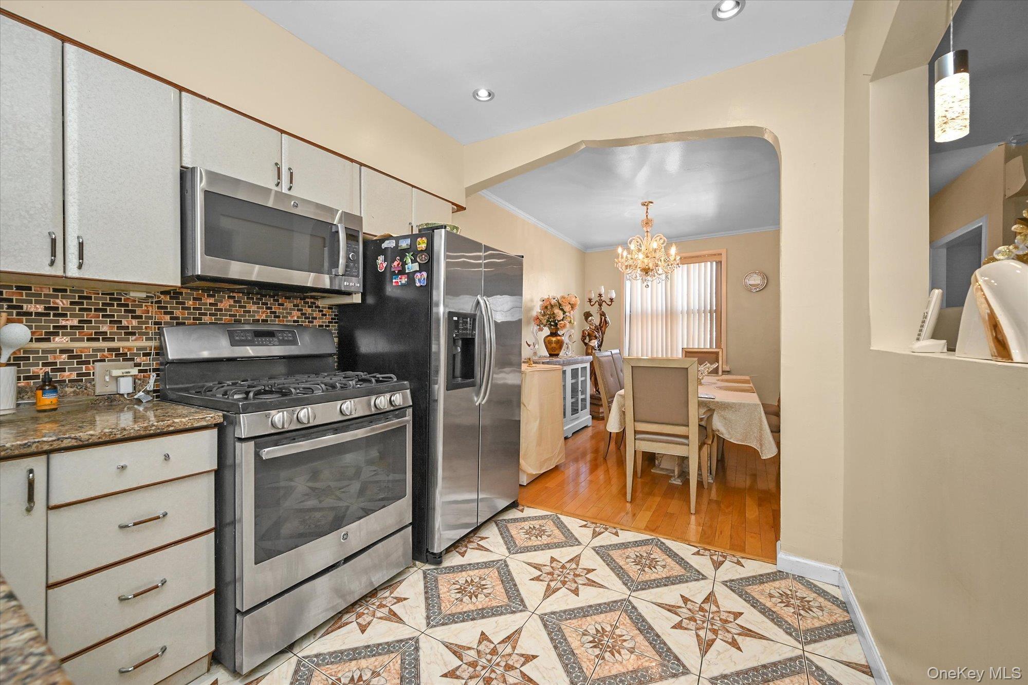 Single Family Kneeland  Queens, NY 11373, MLS-964068-6