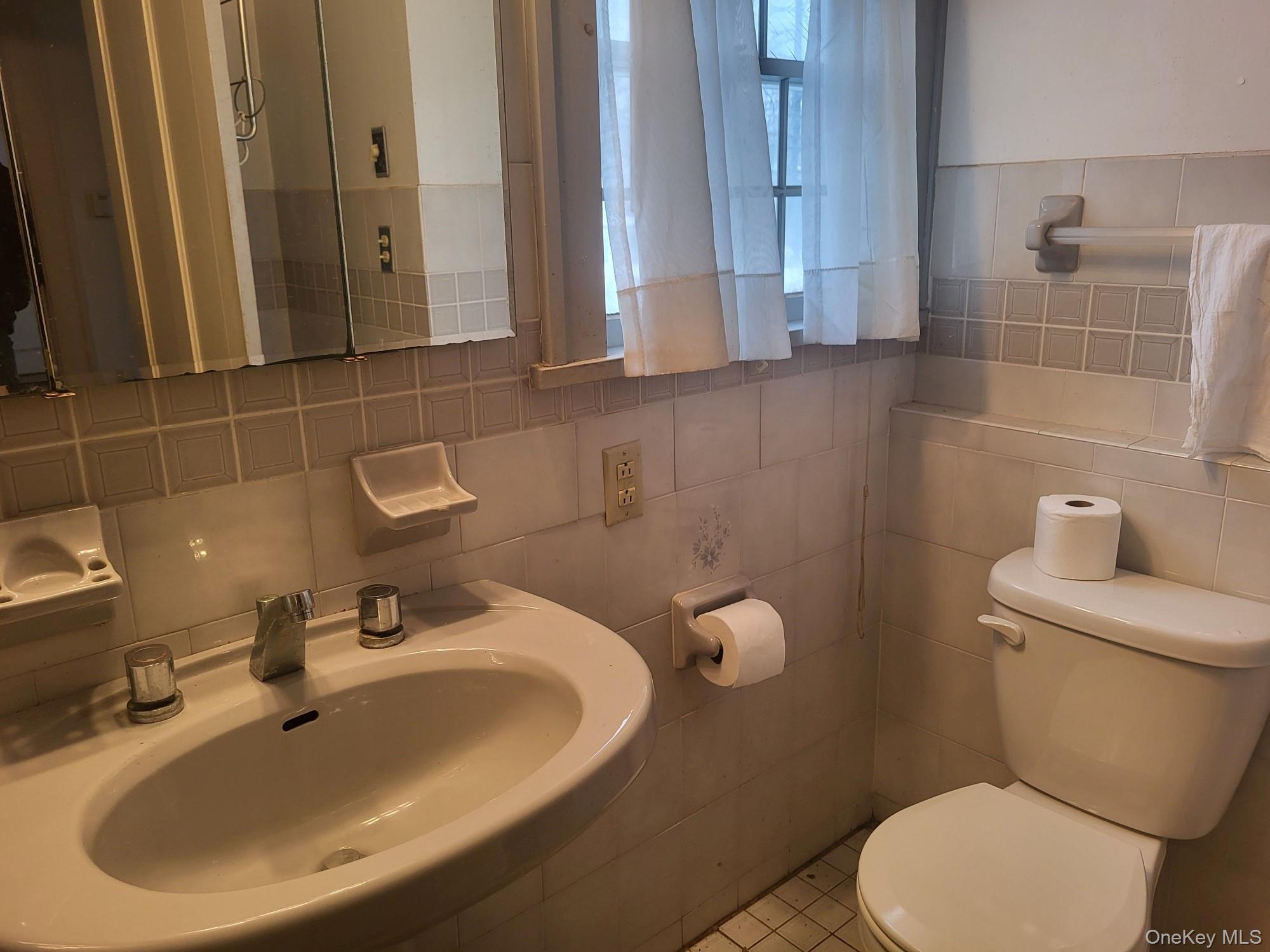 Single Family Hambletonian  Orange County, NY 10918, MLS-964090-18