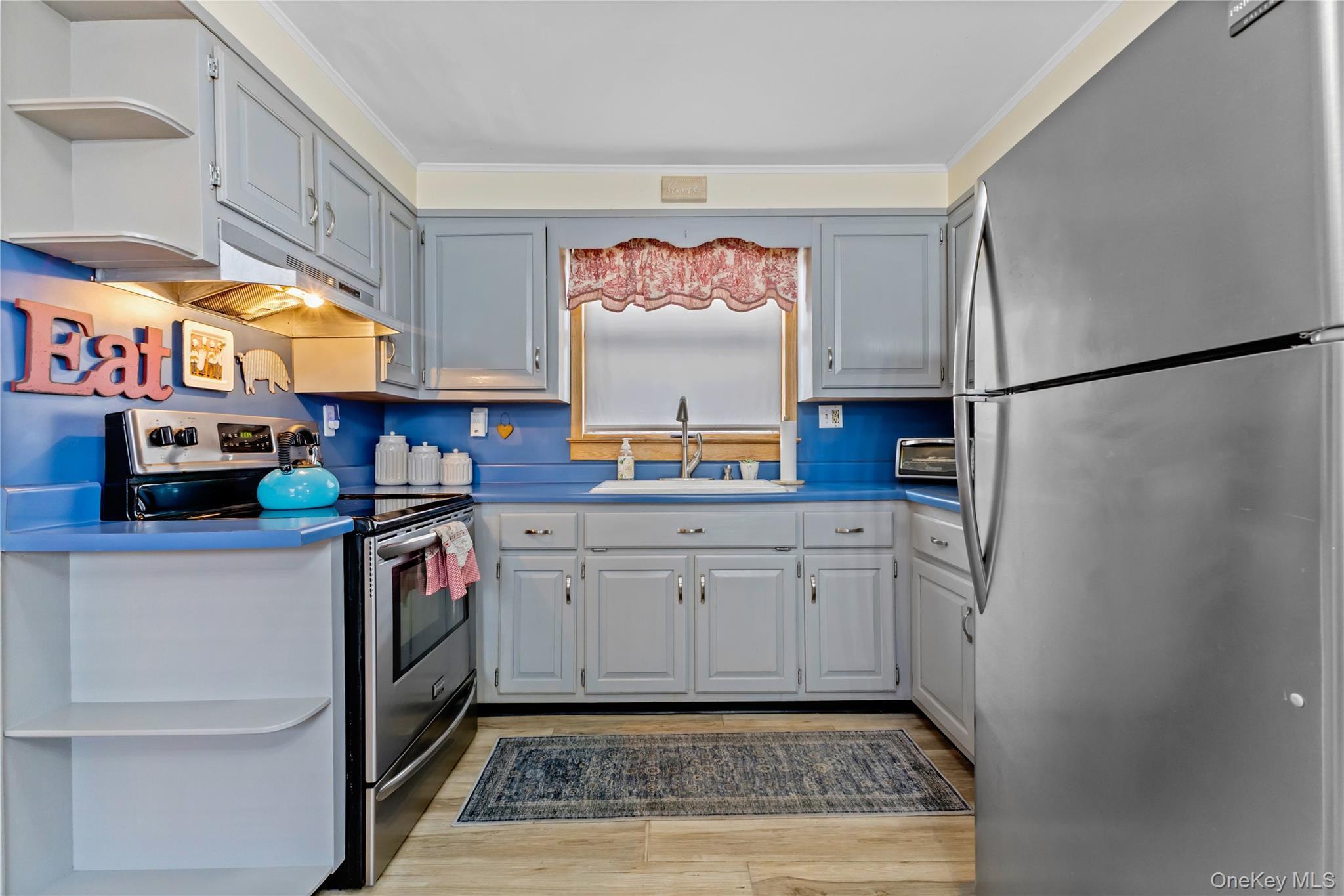 Single Family Albany  Dutchess County, NY 12601, MLS-964127-8