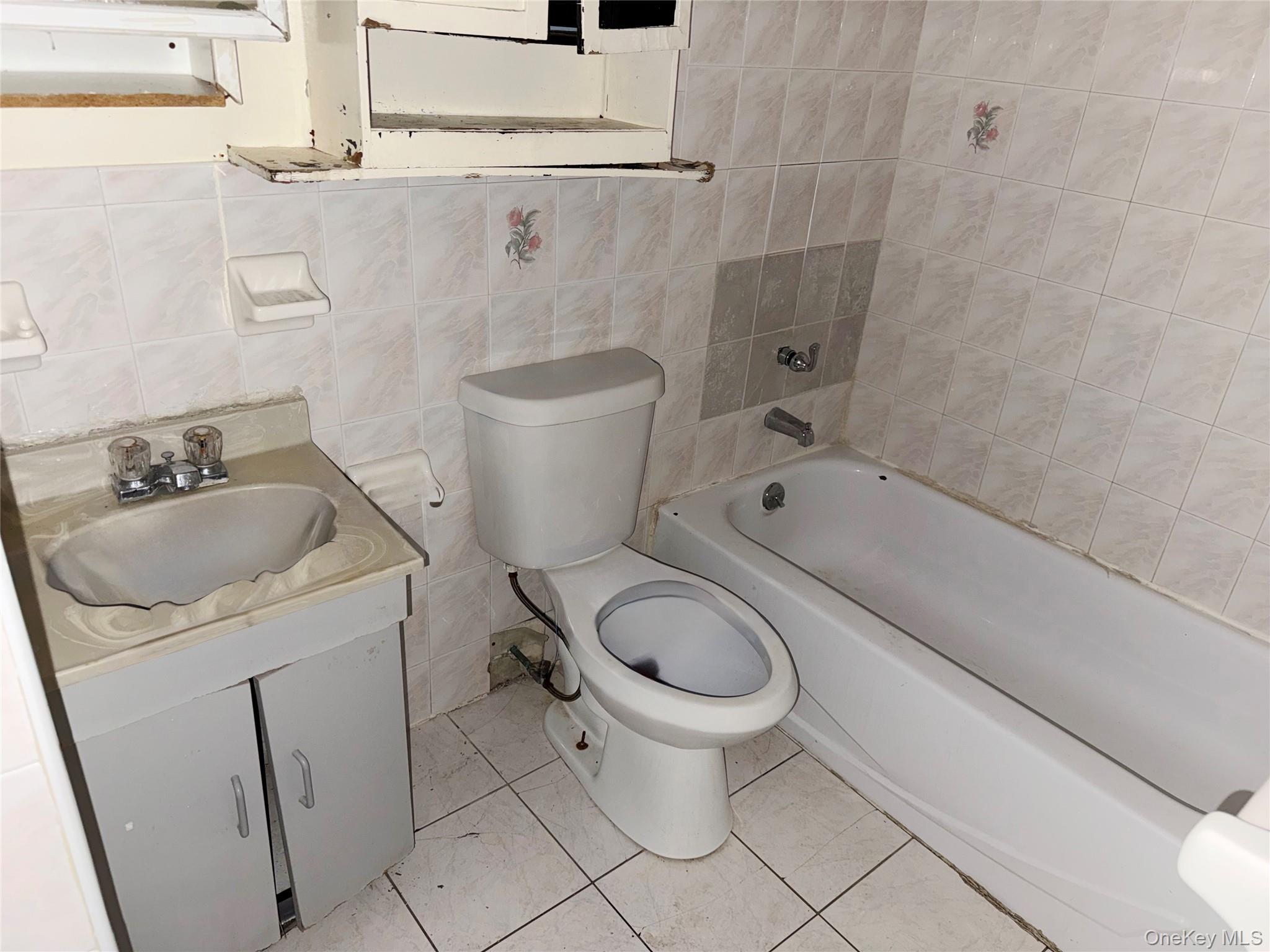 Single Family 110th  Queens, NY 11433, MLS-964151-19