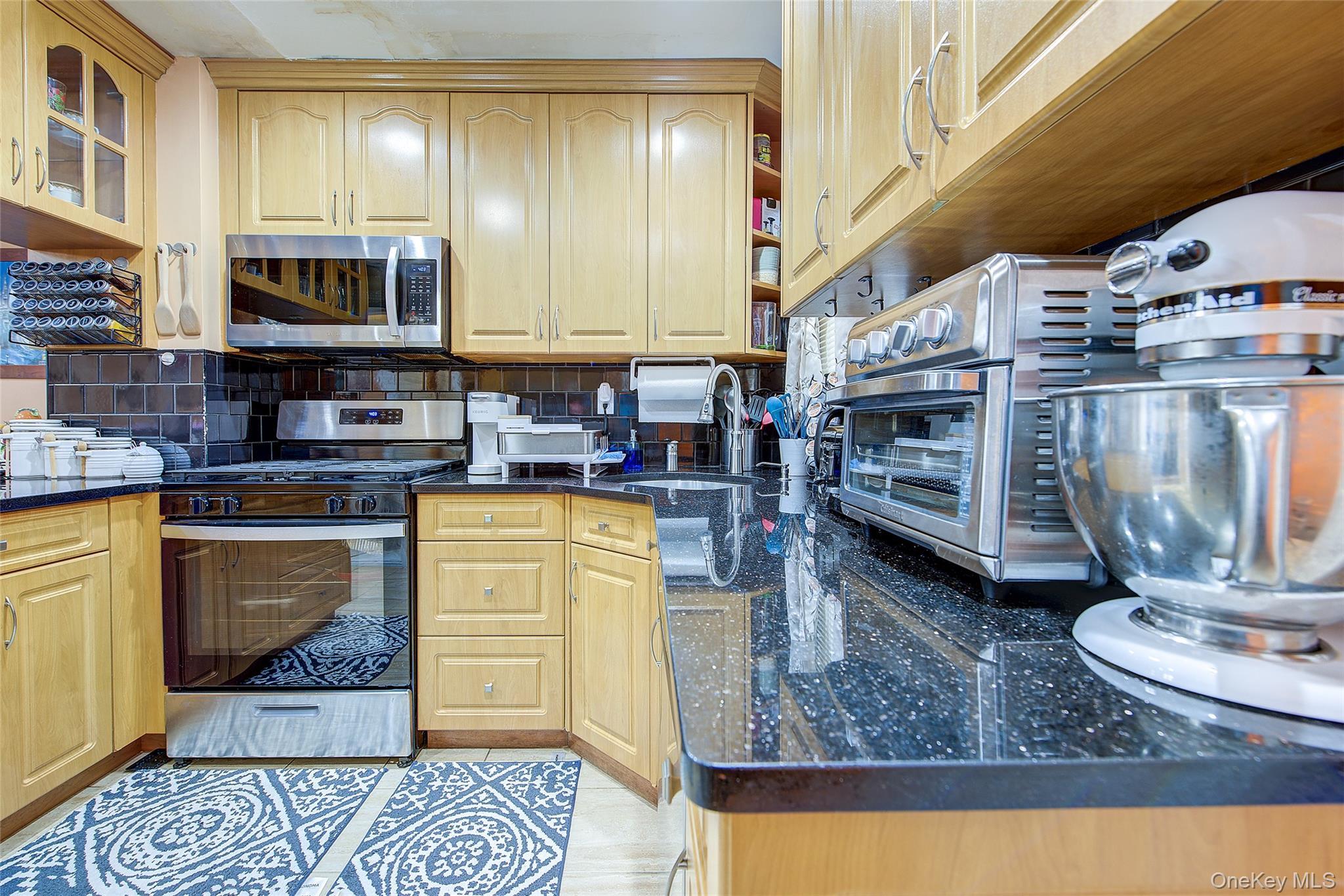 Single Family 201 St  Queens, NY 11423, MLS-964165-11