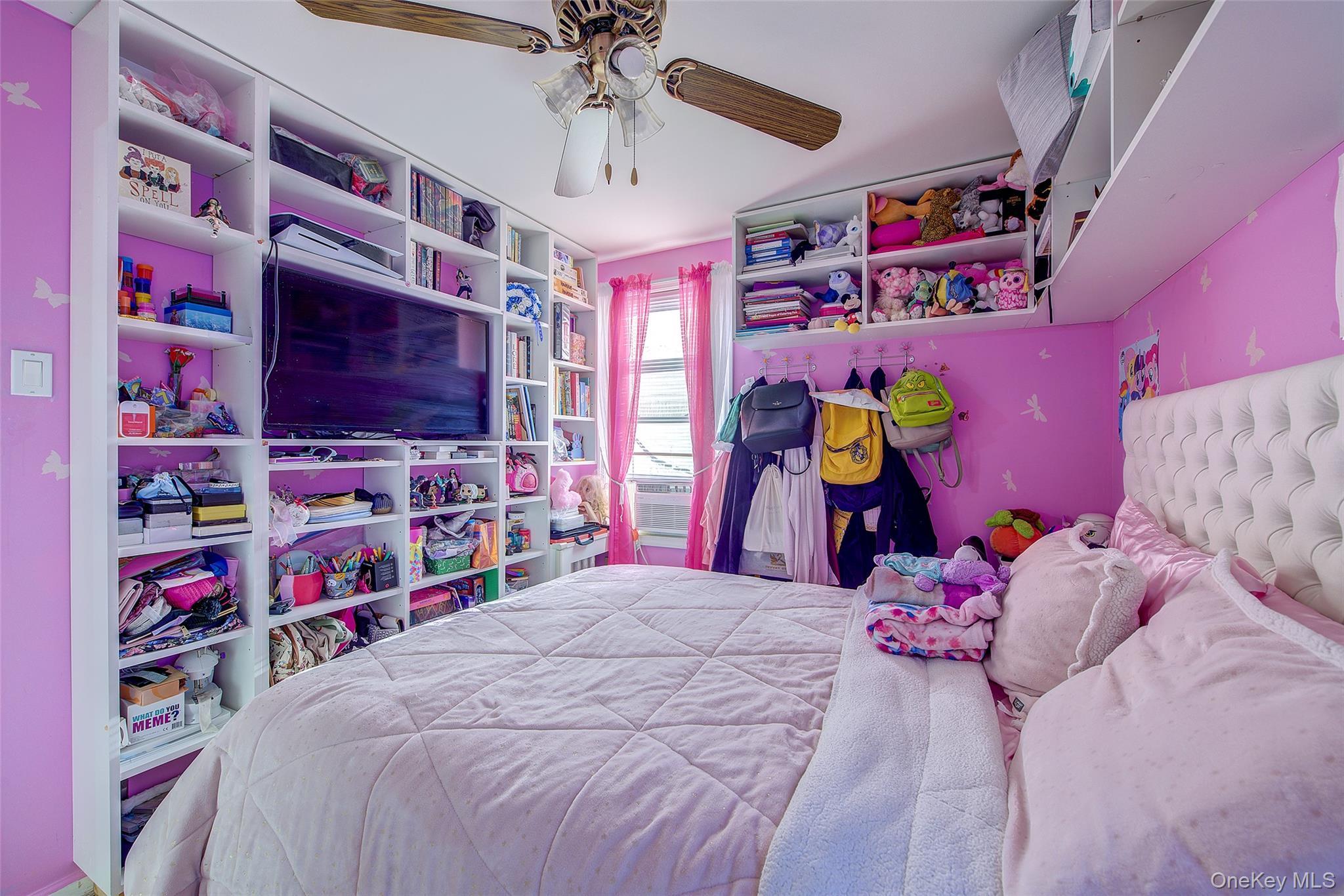 Single Family 201 St  Queens, NY 11423, MLS-964165-20