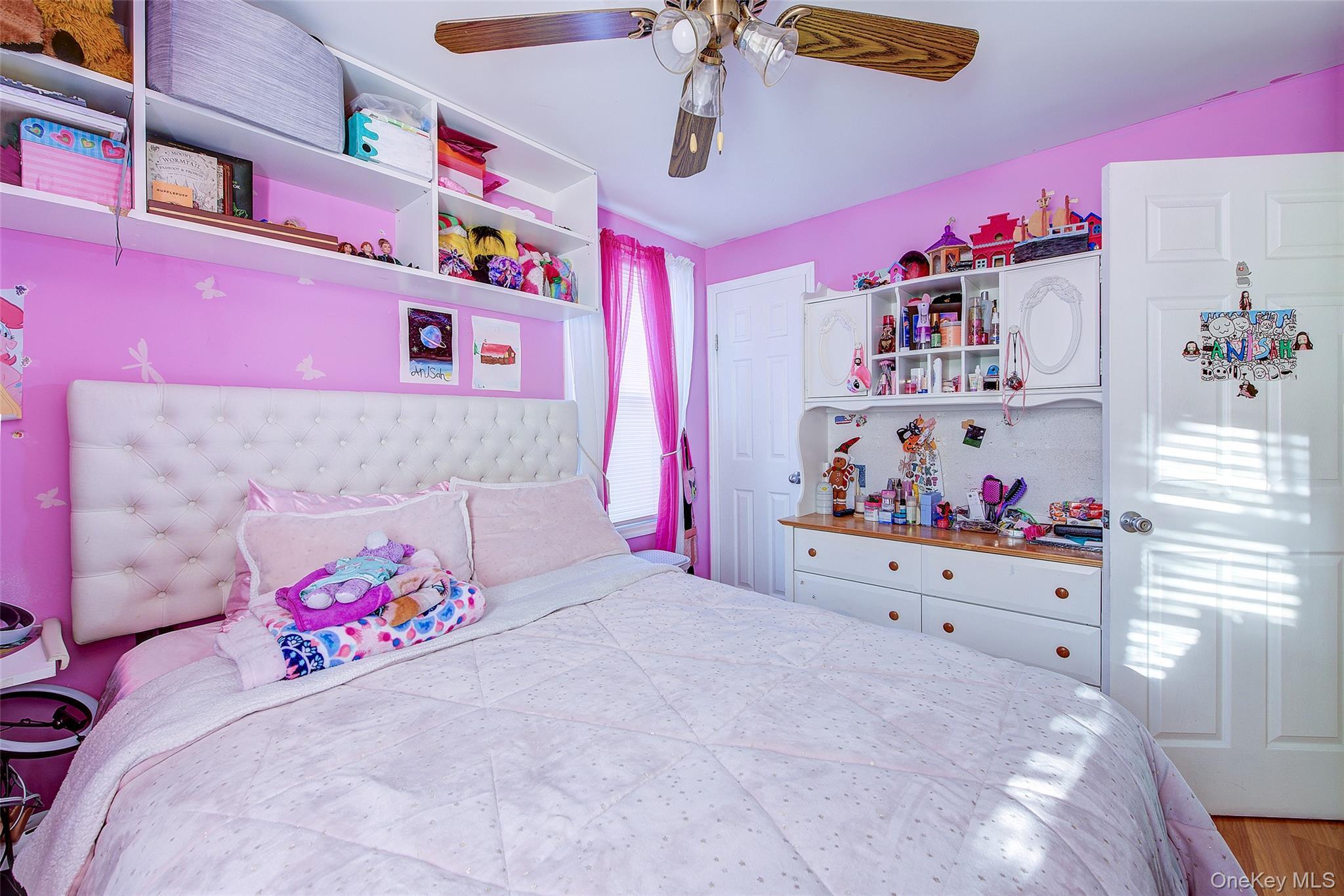 Single Family 201 St  Queens, NY 11423, MLS-964165-21