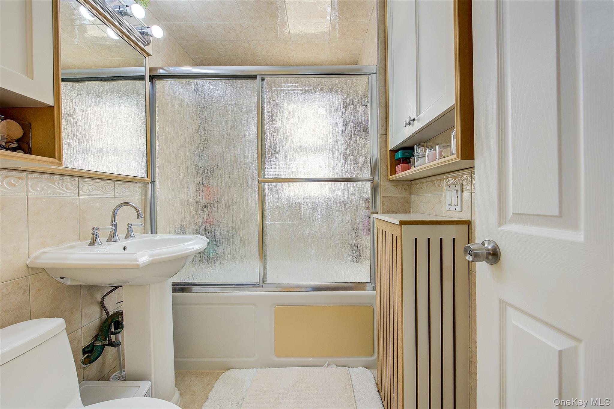 Single Family 201 St  Queens, NY 11423, MLS-964165-22