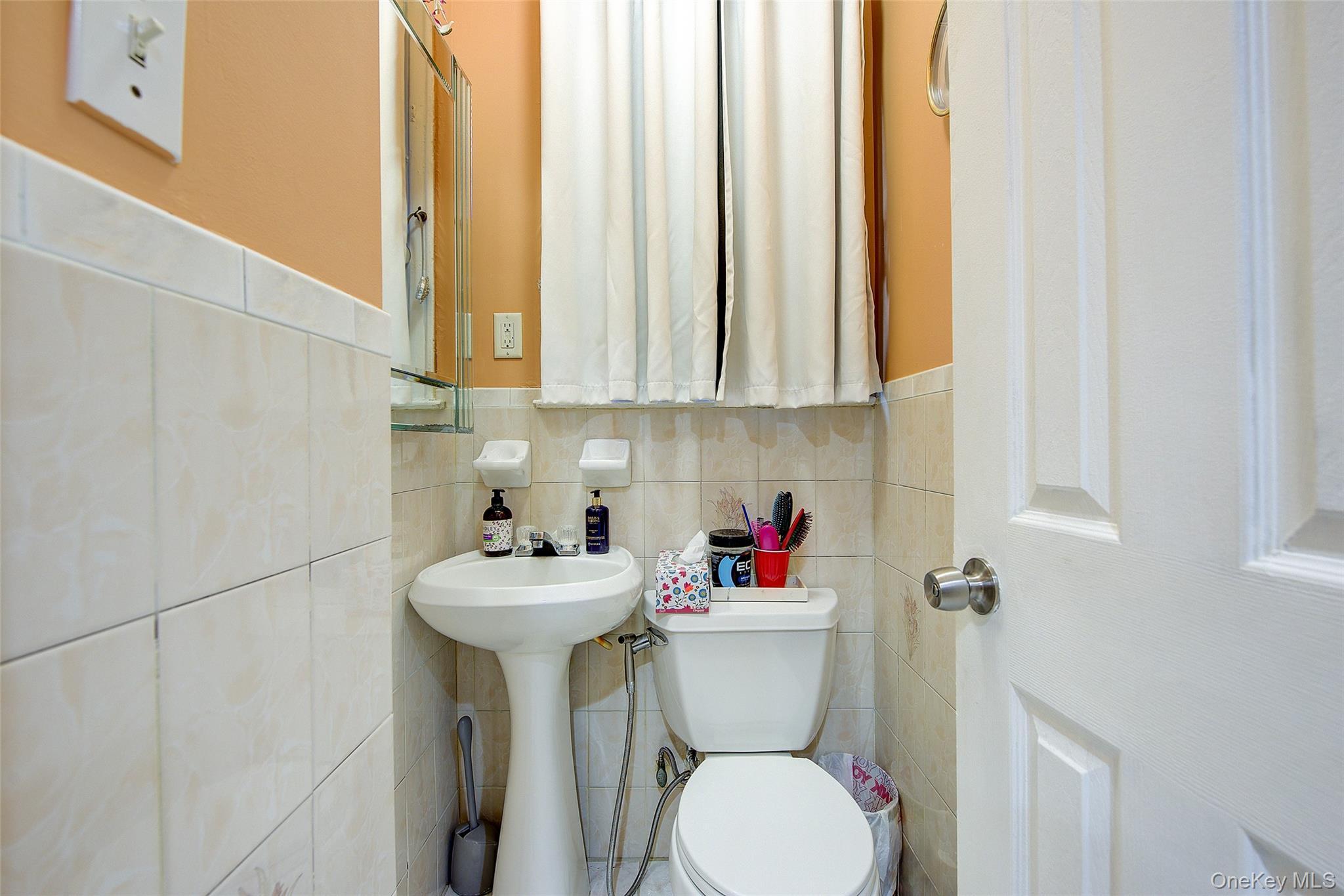 Single Family 201 St  Queens, NY 11423, MLS-964165-23