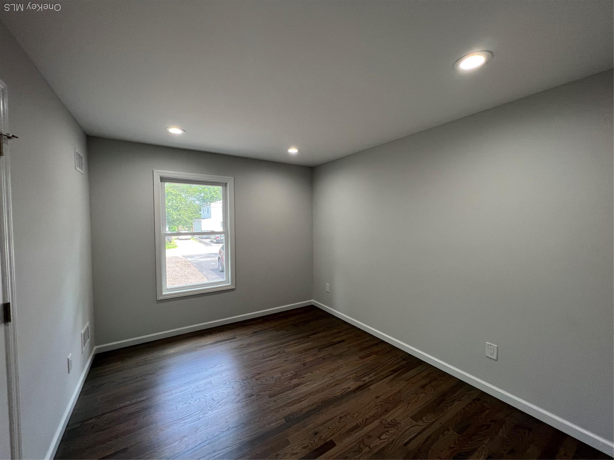 Single Family Aspen  Suffolk County, NY 11951, MLS-964179-13