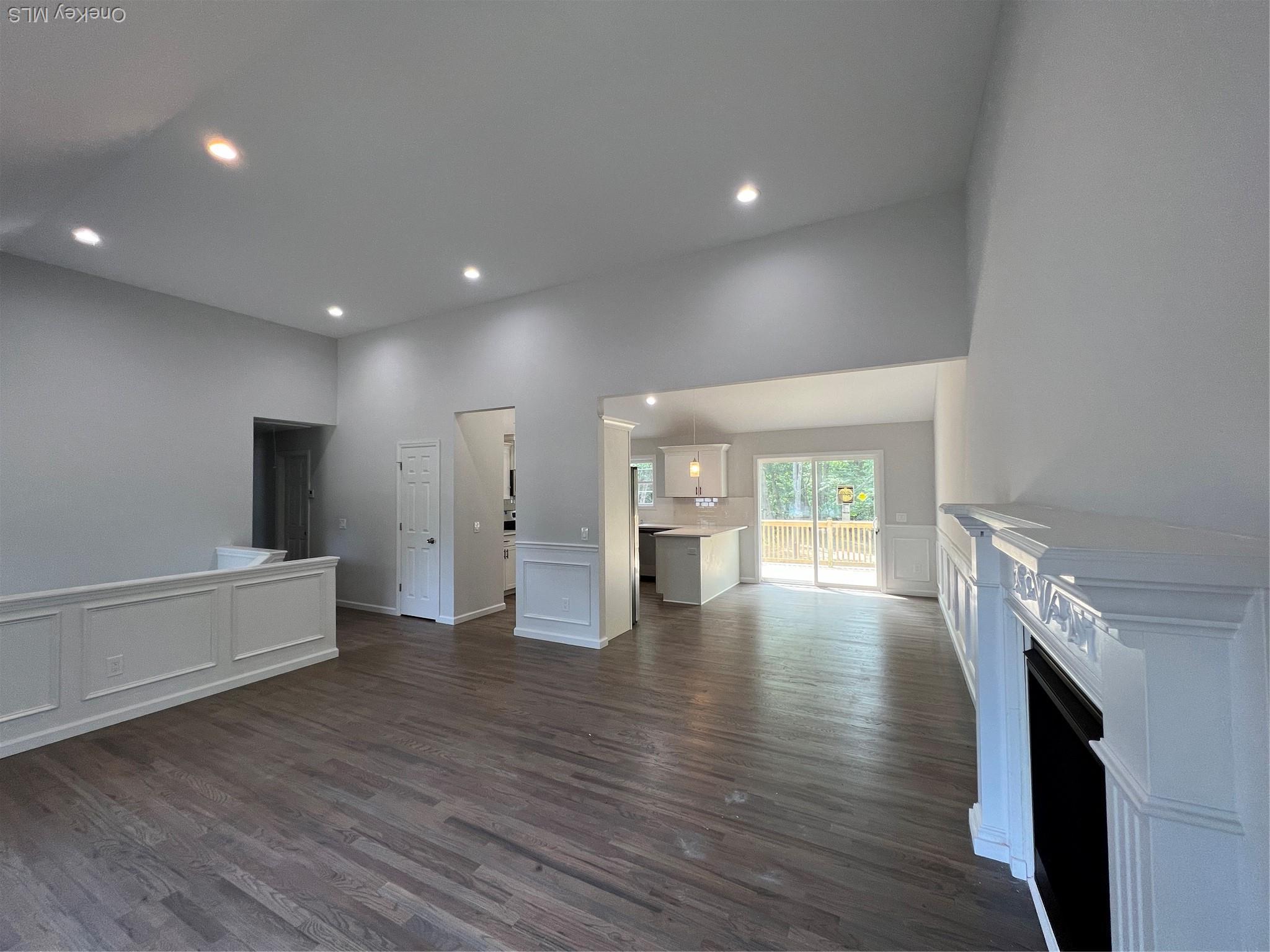 Single Family Aspen Suffolk County, NY 11951, MLS-964179-6