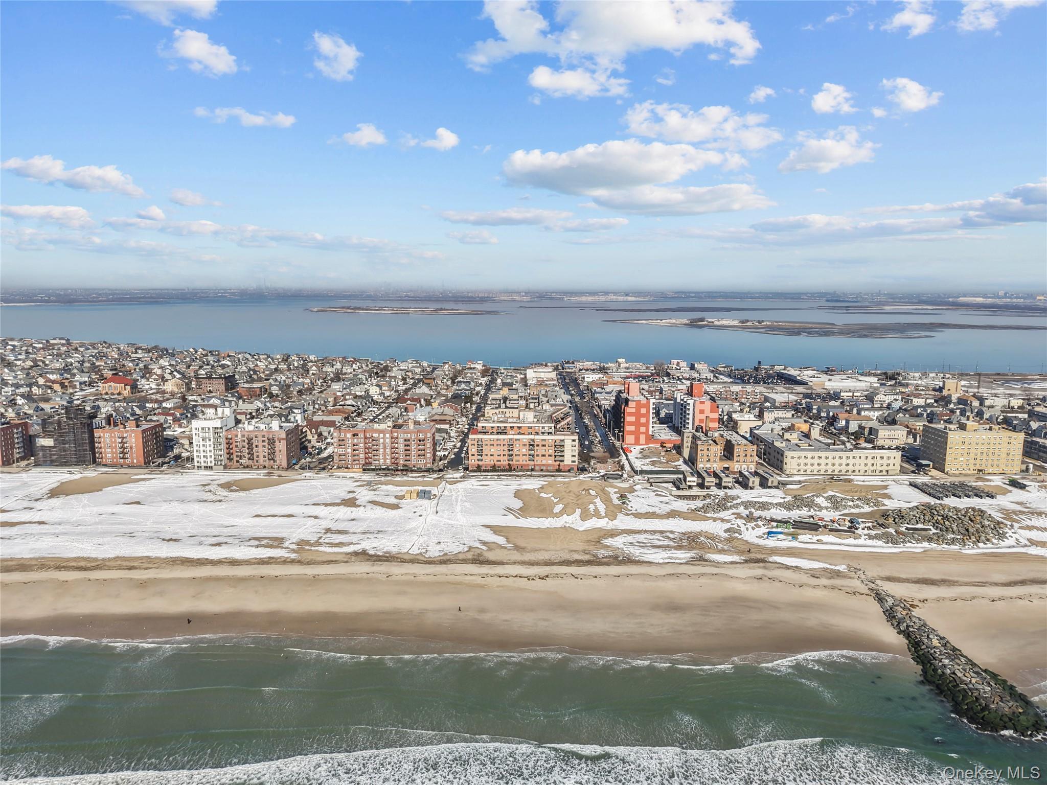 Condo Beach 117th  Queens, NY 11694, MLS-964180-31