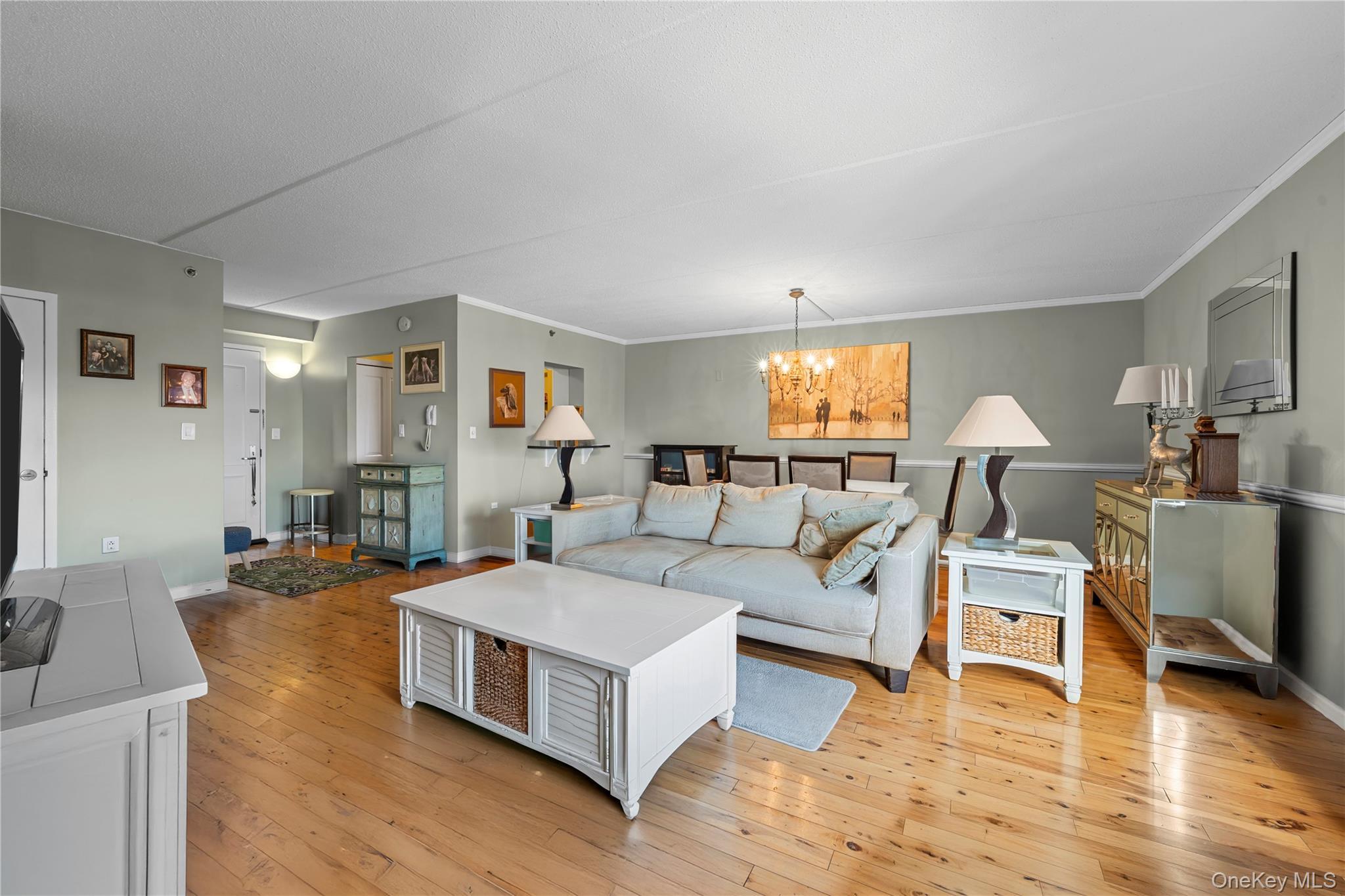 Condo Beach 117th  Queens, NY 11694, MLS-964180-5