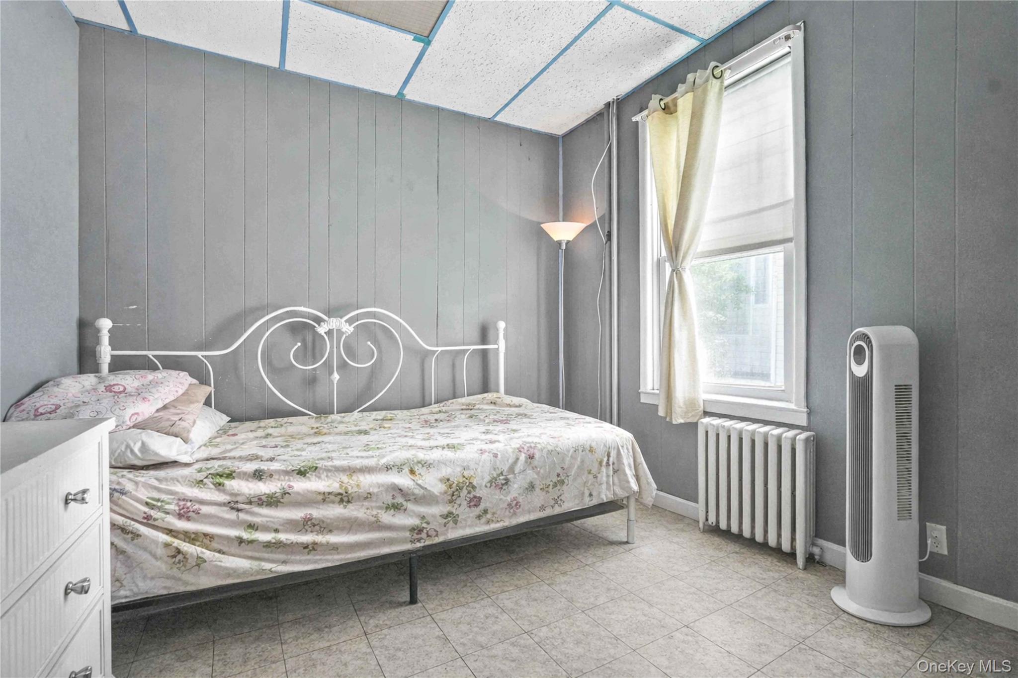 Single Family 34th  Queens, NY 11368, MLS-964182-22