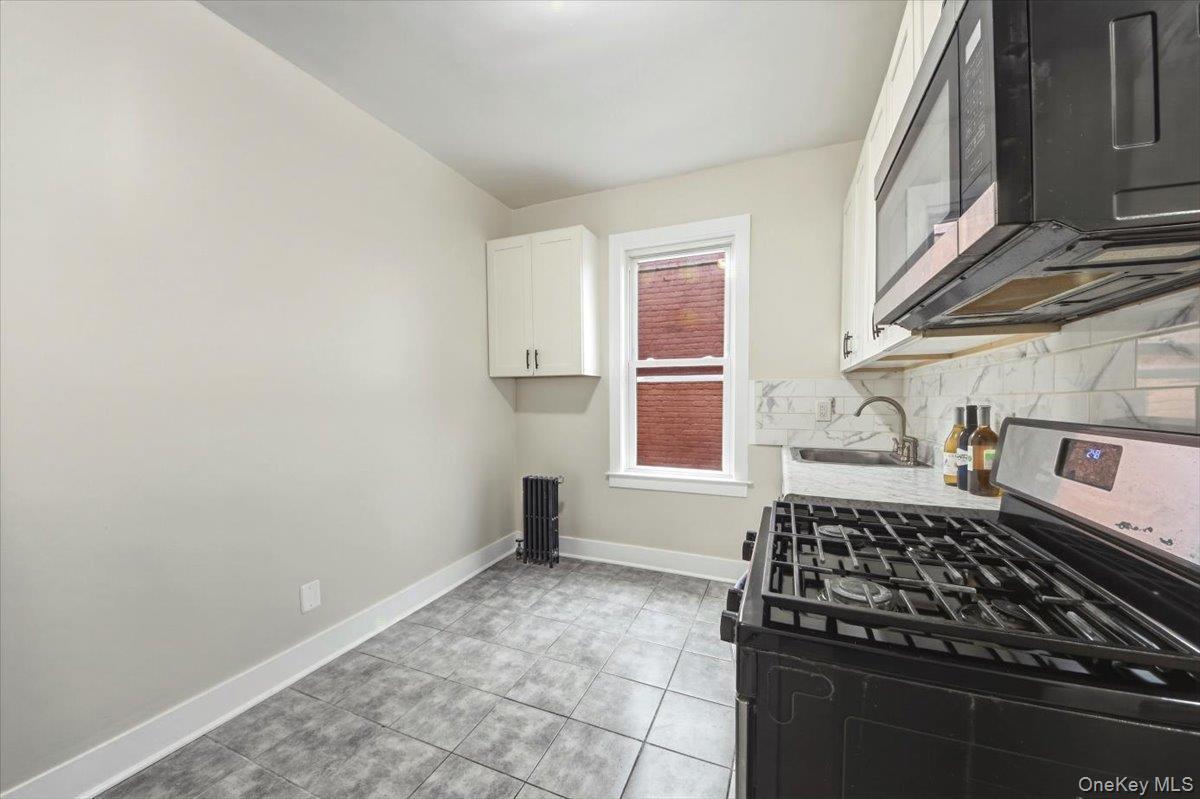 Apartment 232nd  Bronx, NY 10466, MLS-964185-10