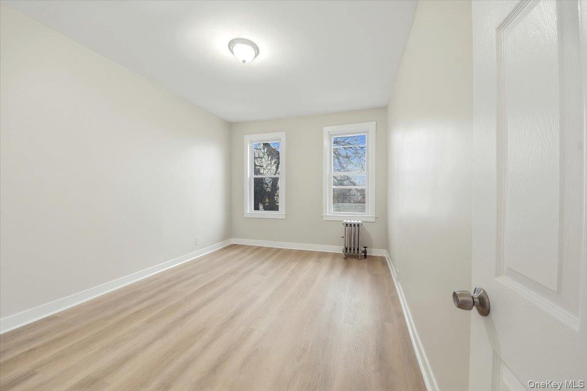 Apartment 232nd  Bronx, NY 10466, MLS-964185-3