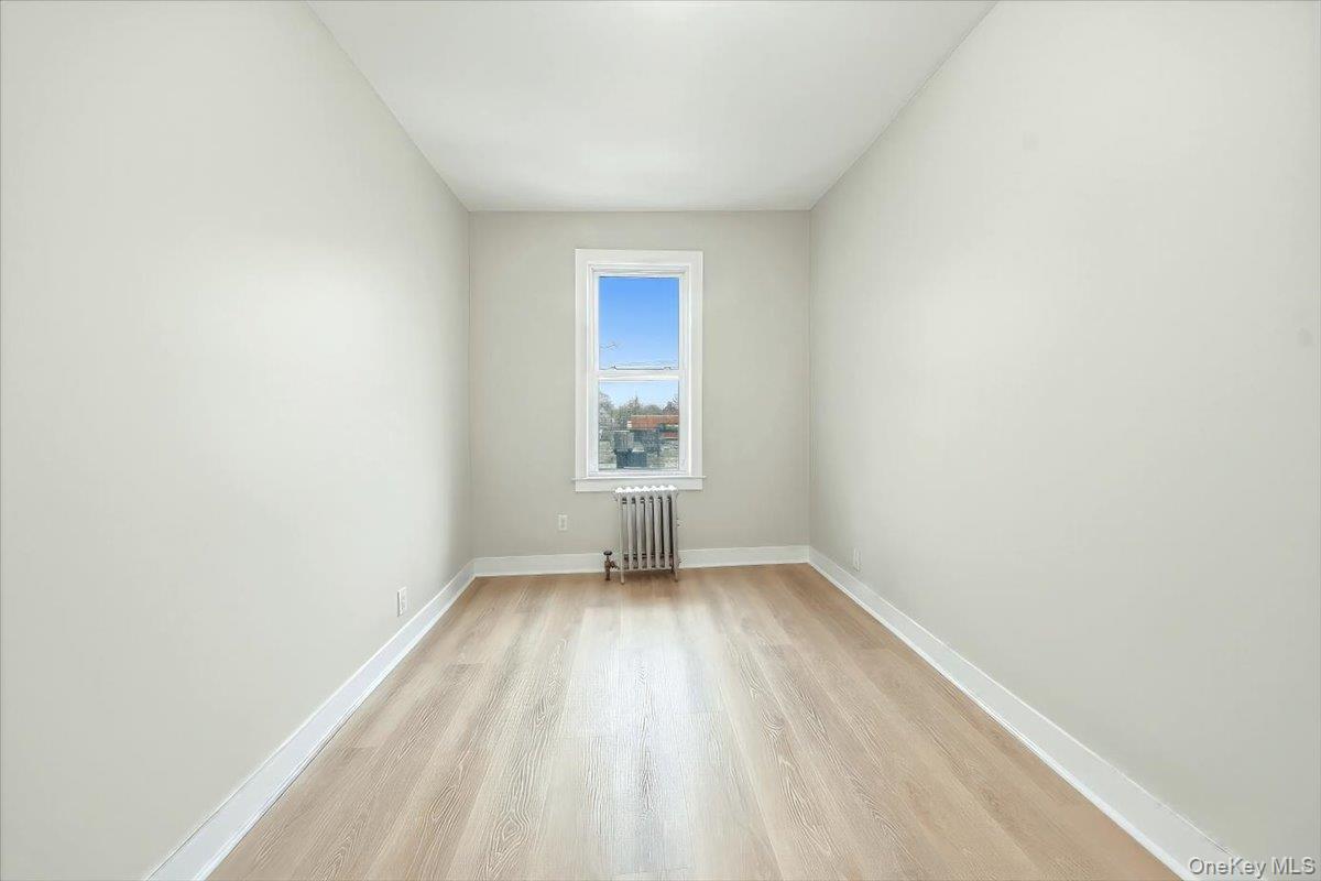 Apartment 232nd  Bronx, NY 10466, MLS-964185-7
