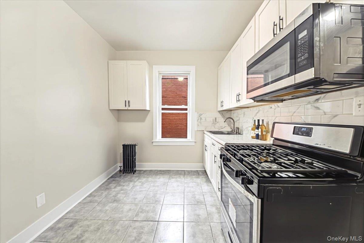 Apartment 232nd  Bronx, NY 10466, MLS-964185-9