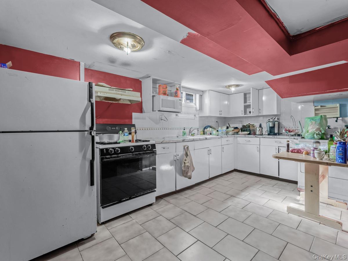 Single Family Coldspring  Queens, NY 11691, MLS-964200-18