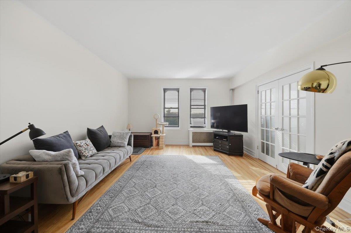 Coop Calton Westchester County, NY 10804, MLS-964204-3