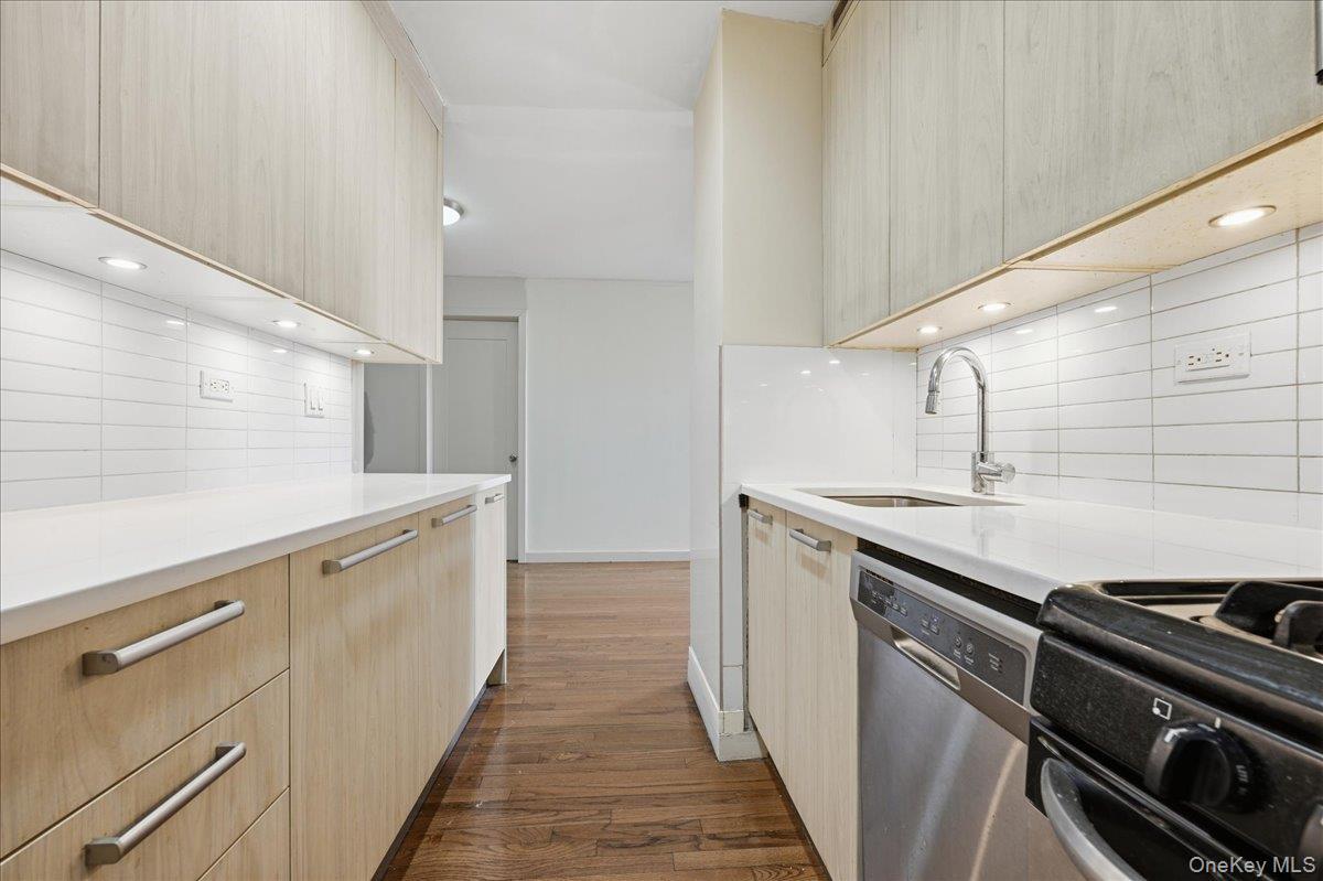 Coop 51st  Queens, NY 11373, MLS-964213-22