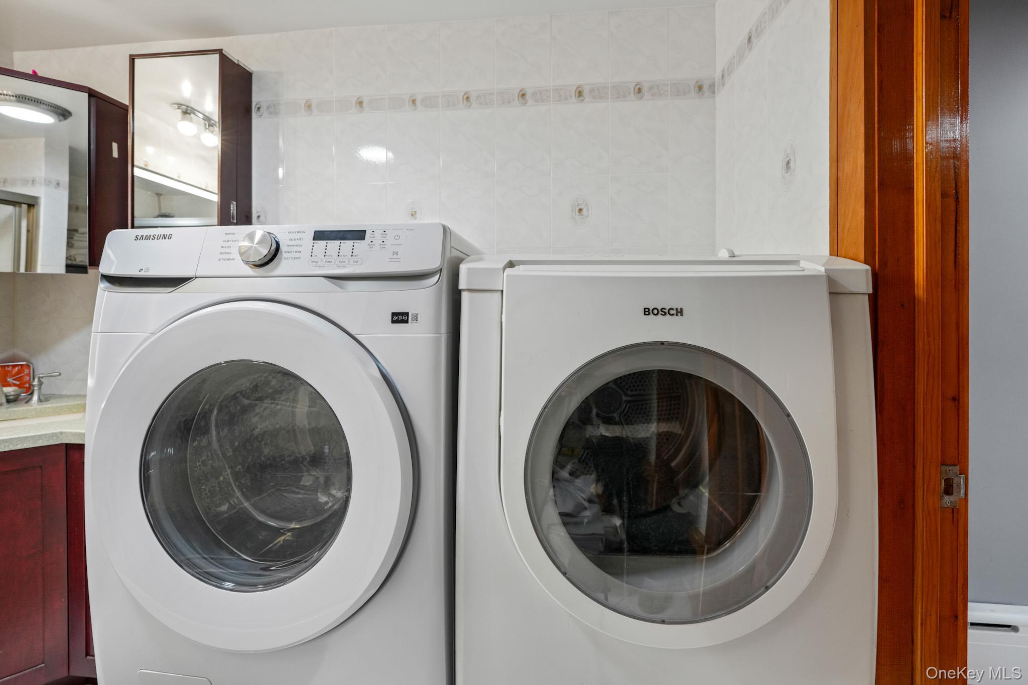 Single Family 74th  Queens, NY 11379, MLS-964215-28